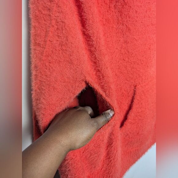 MerSea Poncho W Pocket Arm Opening Fuzzy Soft Cozy Hair Orange One Size Lounge - Picture 4 of 10